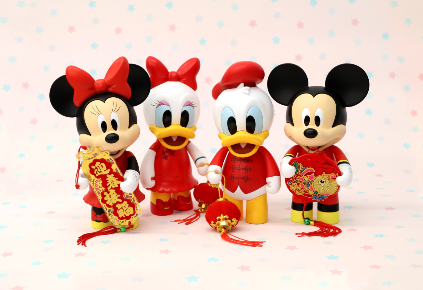 Hoopy Donald Duck (CNY Ver.) by Herocross - PLAYMAXX