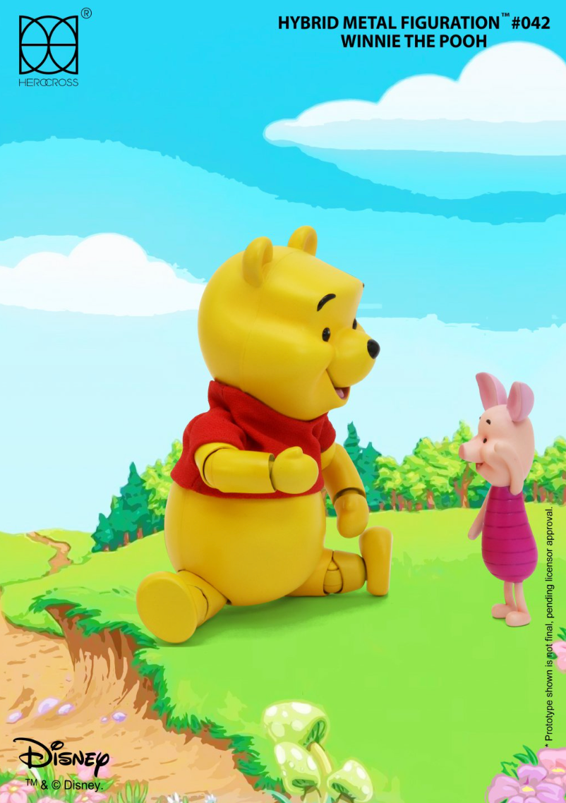 Winnie the Pooh by Herocross - PLAYMAXX